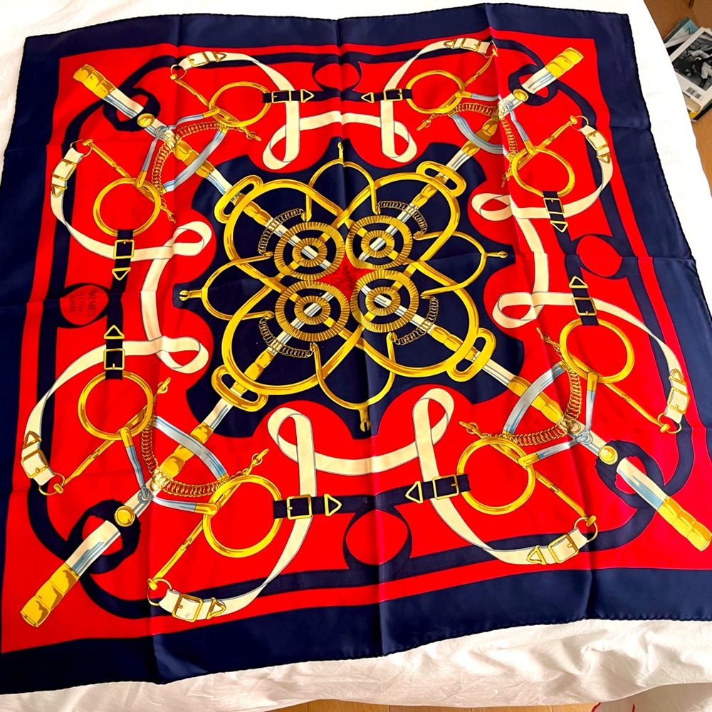 Hermes’ Scarf - Classic addition to your winter wardrobe!